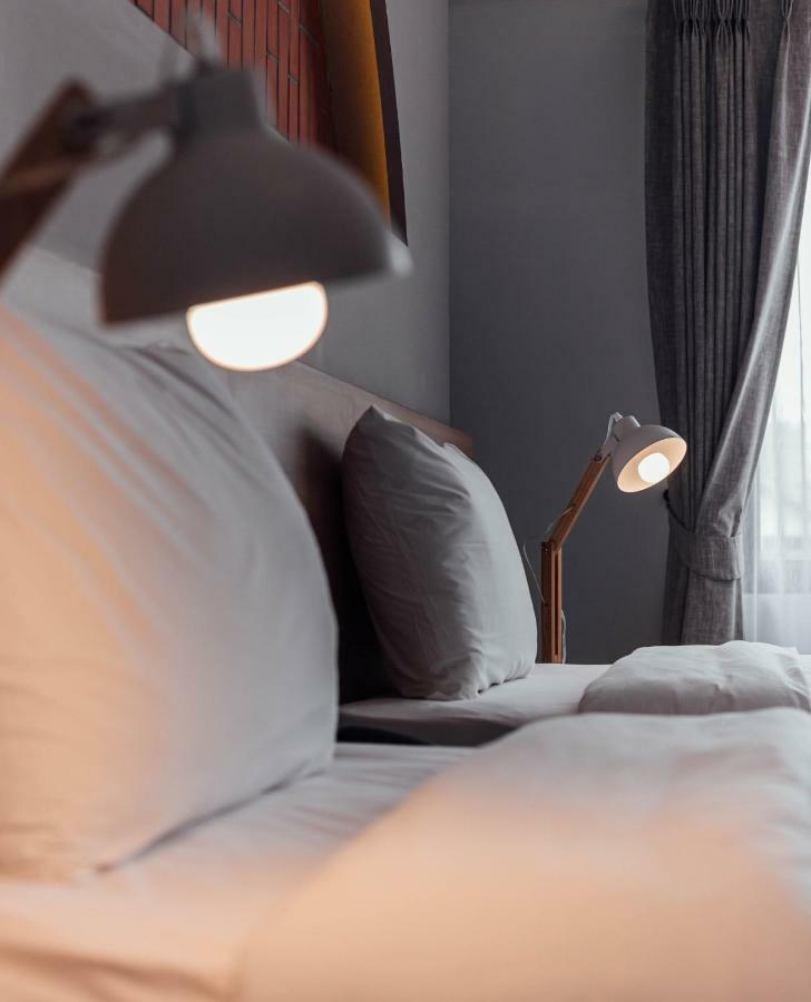 Clay Hotel Udonthani エクステリア 写真