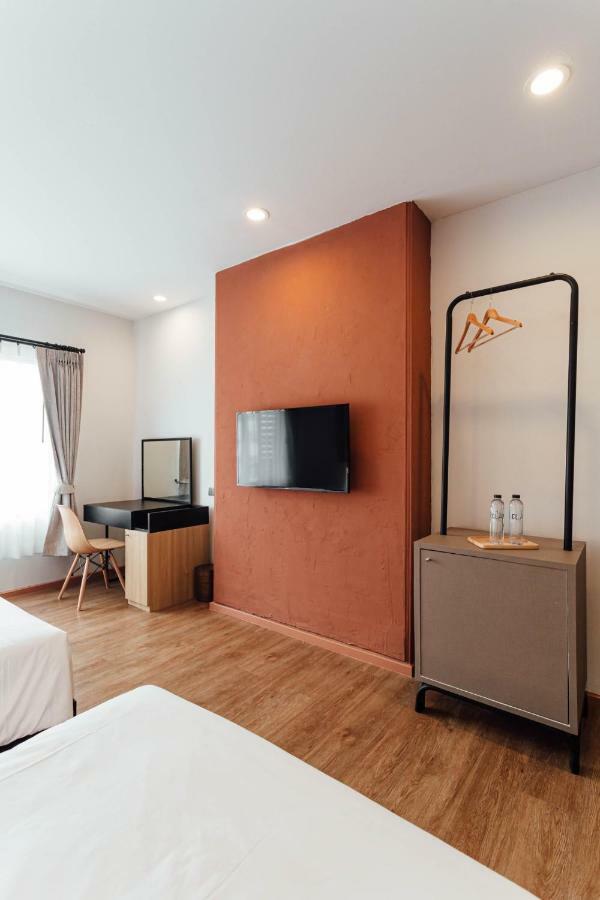 Clay Hotel Udonthani エクステリア 写真