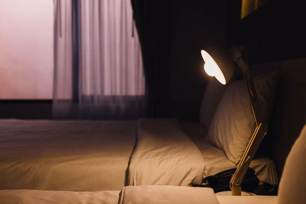 Clay Hotel Udonthani エクステリア 写真